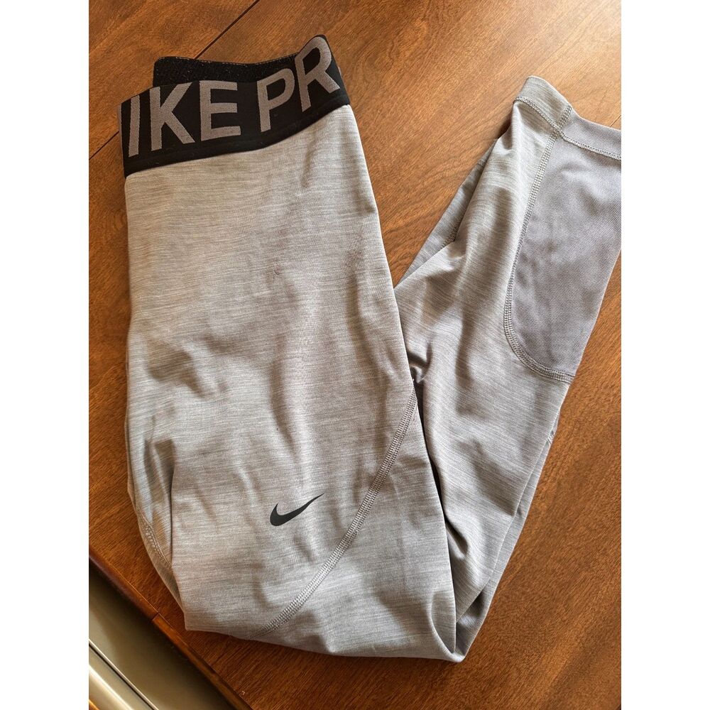 Nike size M dri-fit